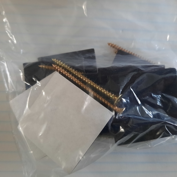 Furniture Legs - Picture 5 of 6